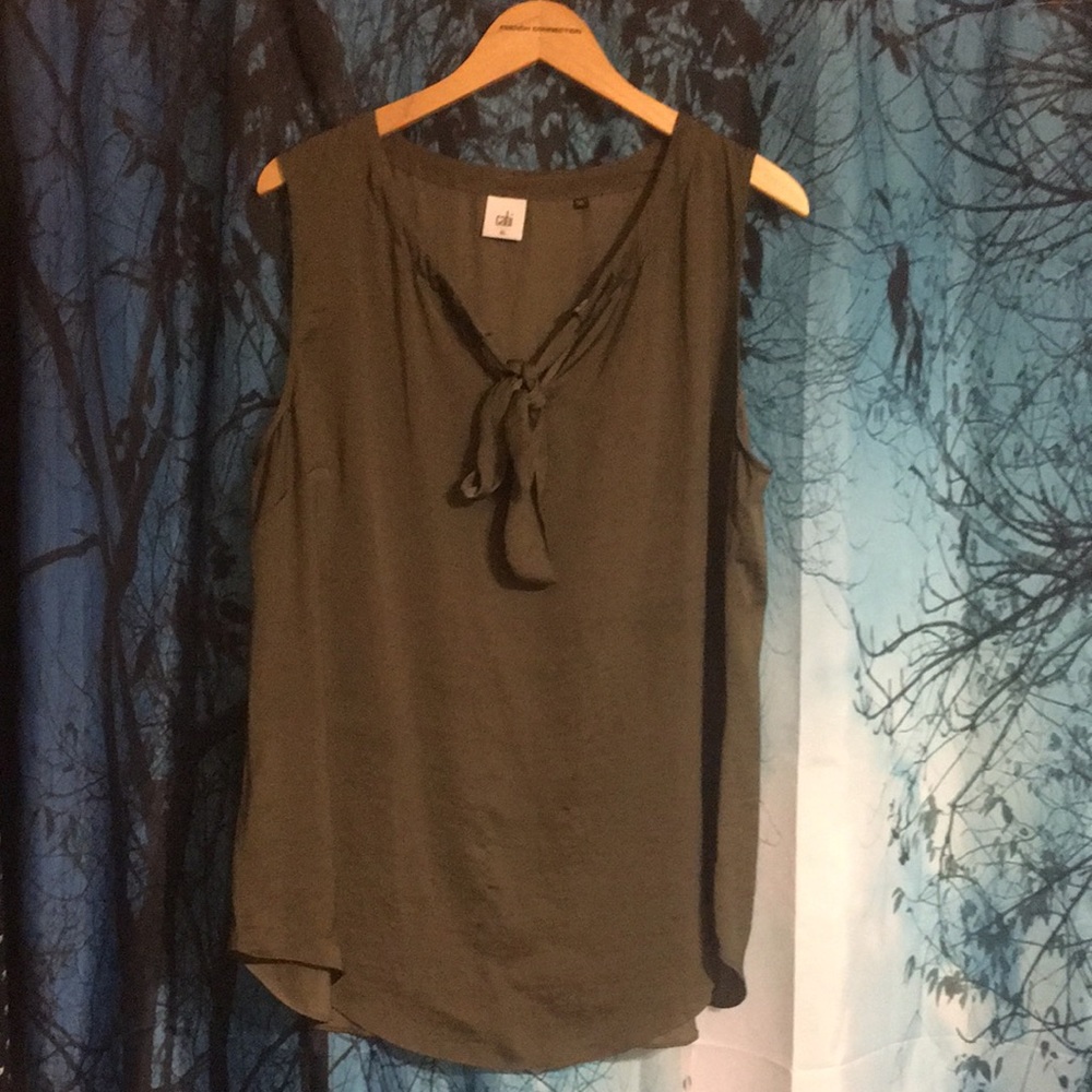 EUC cabi tie front blouse army green size XL